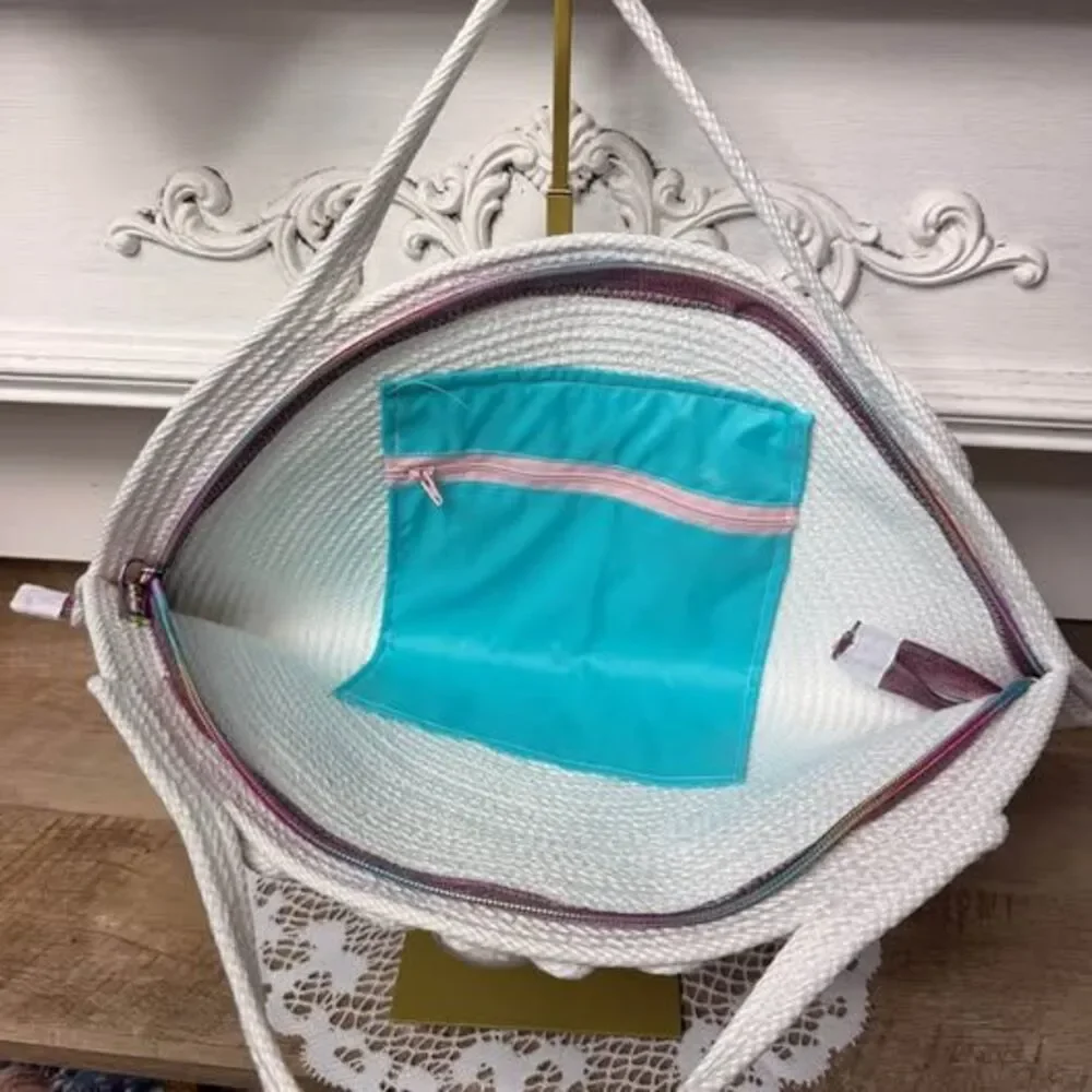 Handmade White Rope Purse! - Picture 3 of 5